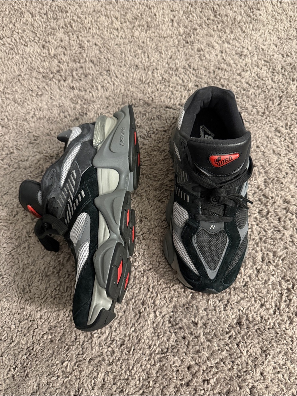 New Balance 9060 women’s